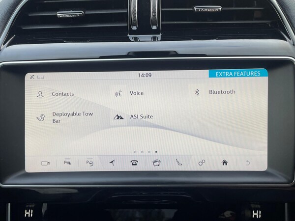Used Jaguar XE 2018 for sale - 76306750: Photo 33