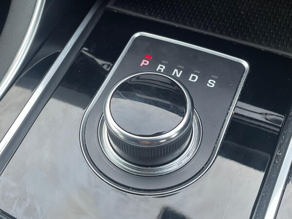 Used Jaguar XE 2018 for sale - 76306750: Photo 45