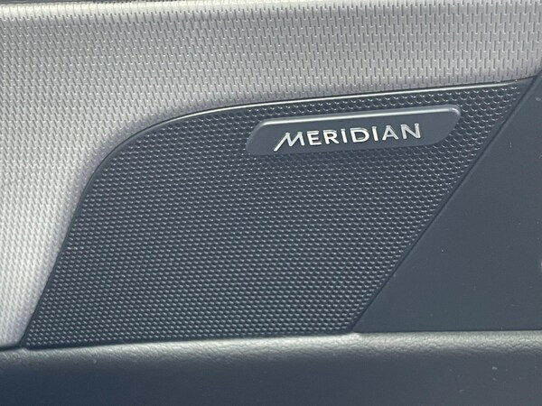 Used Jaguar XE 2018 for sale - 76306750: Photo 53