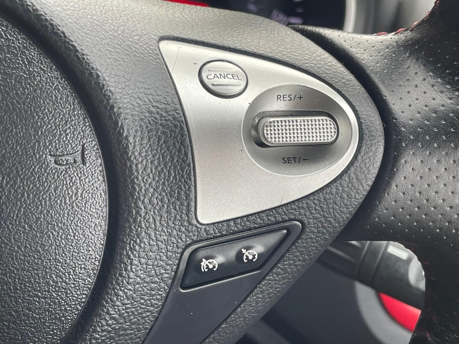 Used Nissan Juke 2015 for sale - 76189358: Photo 42