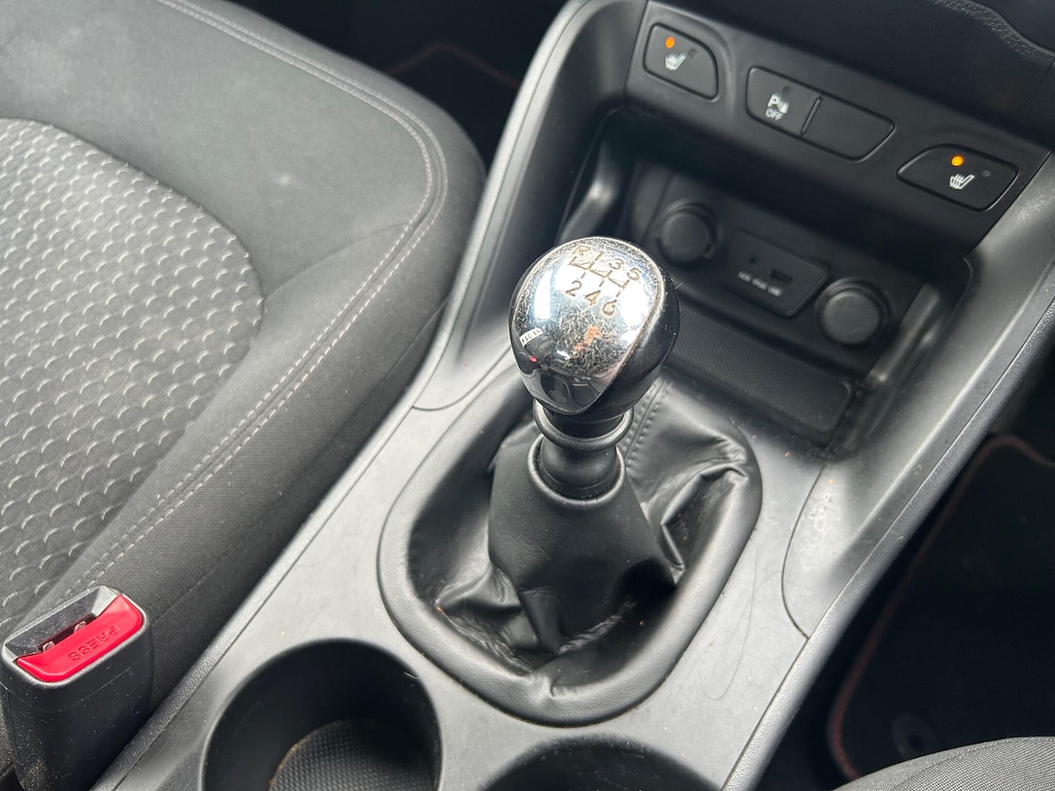 Used Hyundai Ix35 2012 for sale - 77279415: Photo 39