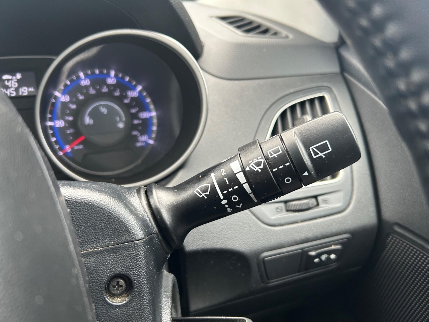 Used Hyundai Ix35 2012 for sale - 77279415: Photo 46