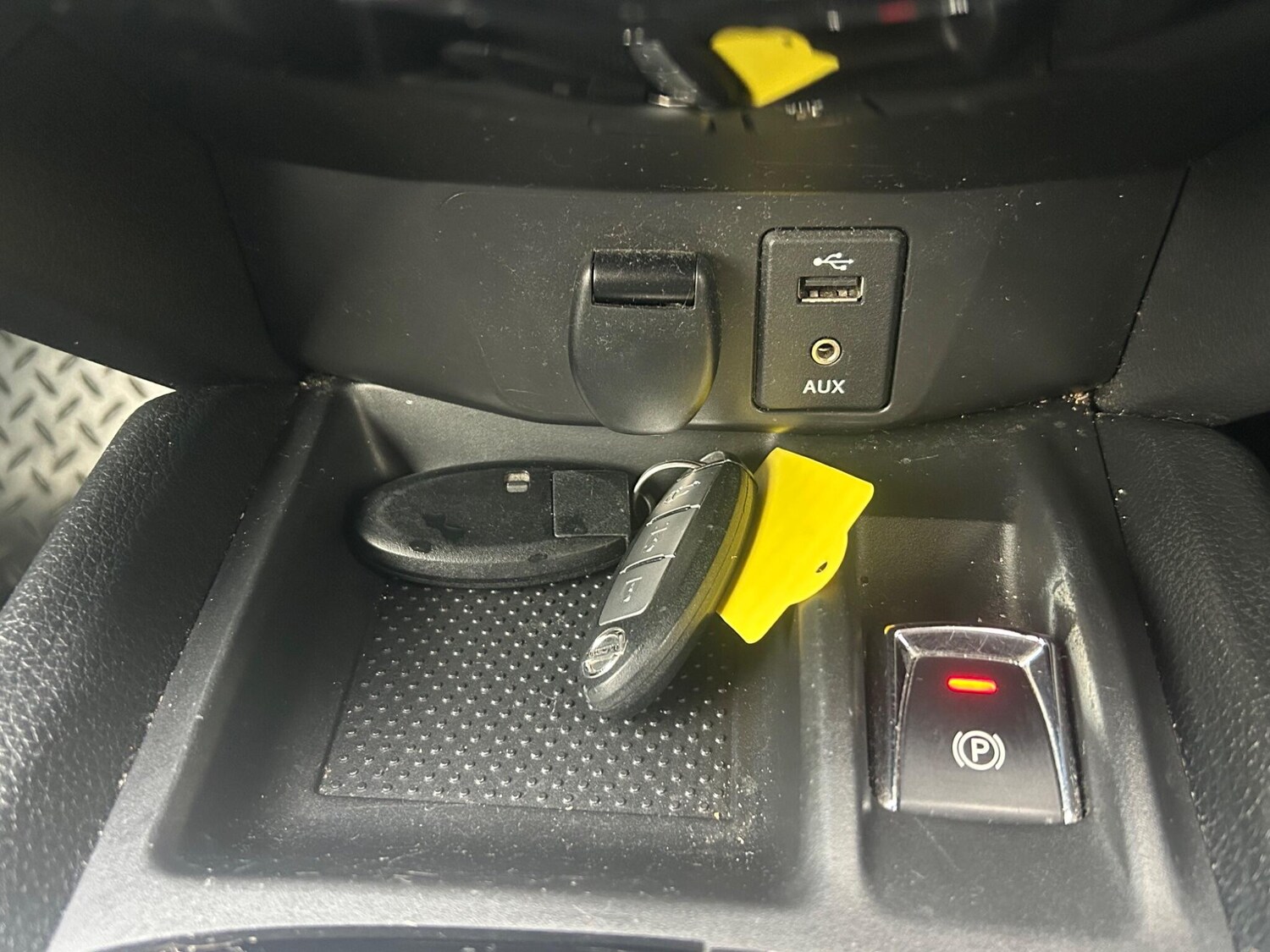 Used Nissan X-Trail 2014 for sale - 77468601: Photo 43