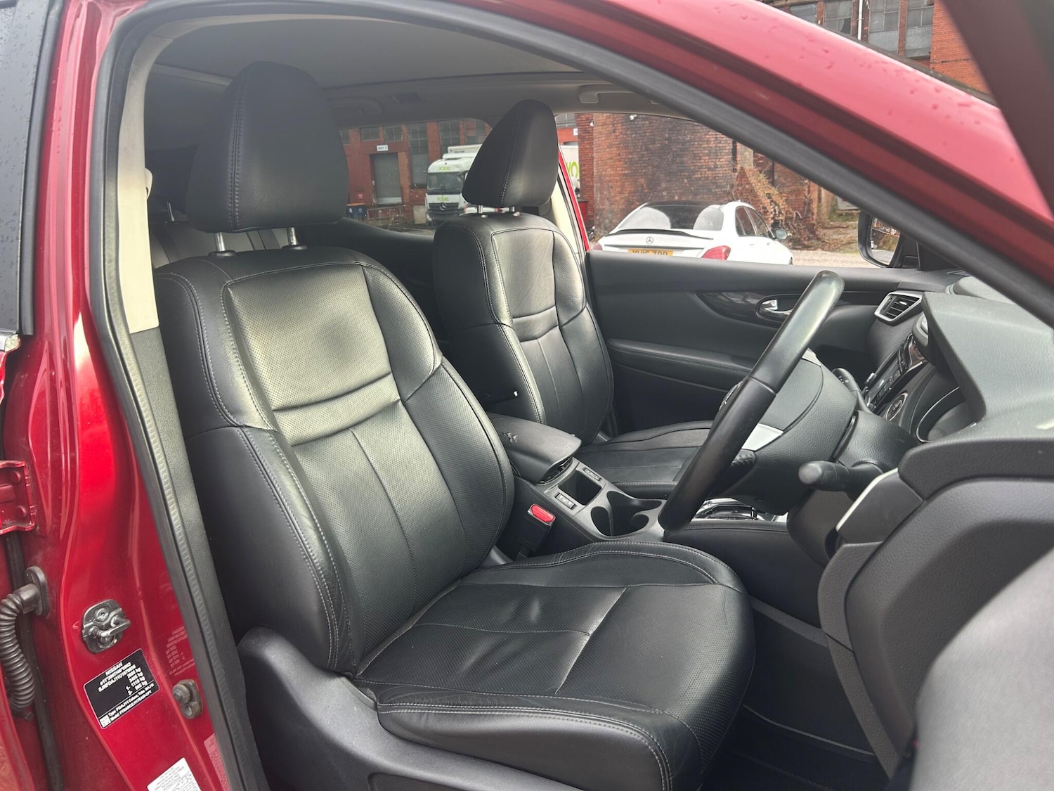 Used Nissan Qashqai 2017 for sale - 76689713: Photo 11