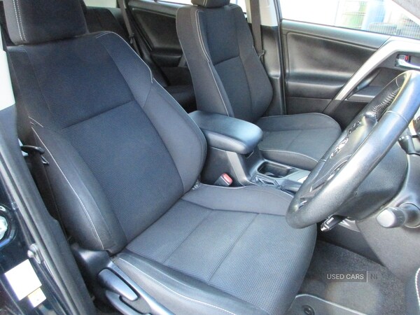 Used Toyota RAV4 2017 for sale - 76378136: Photo 17