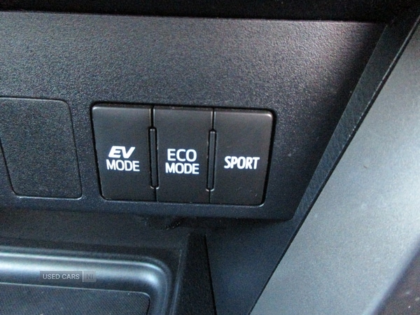 Used Toyota RAV4 2017 for sale - 76378136: Photo 22