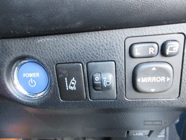 Used Toyota RAV4 2017 for sale - 76378136: Photo 24