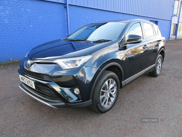 Used Toyota RAV4 2017 for sale - 76378136: Photo 8