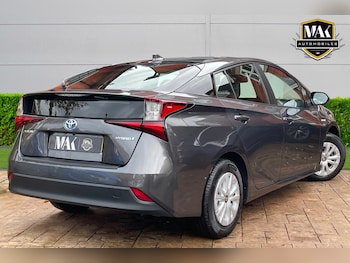 Used Toyota Prius 2019 for sale - 76571316: Photo
