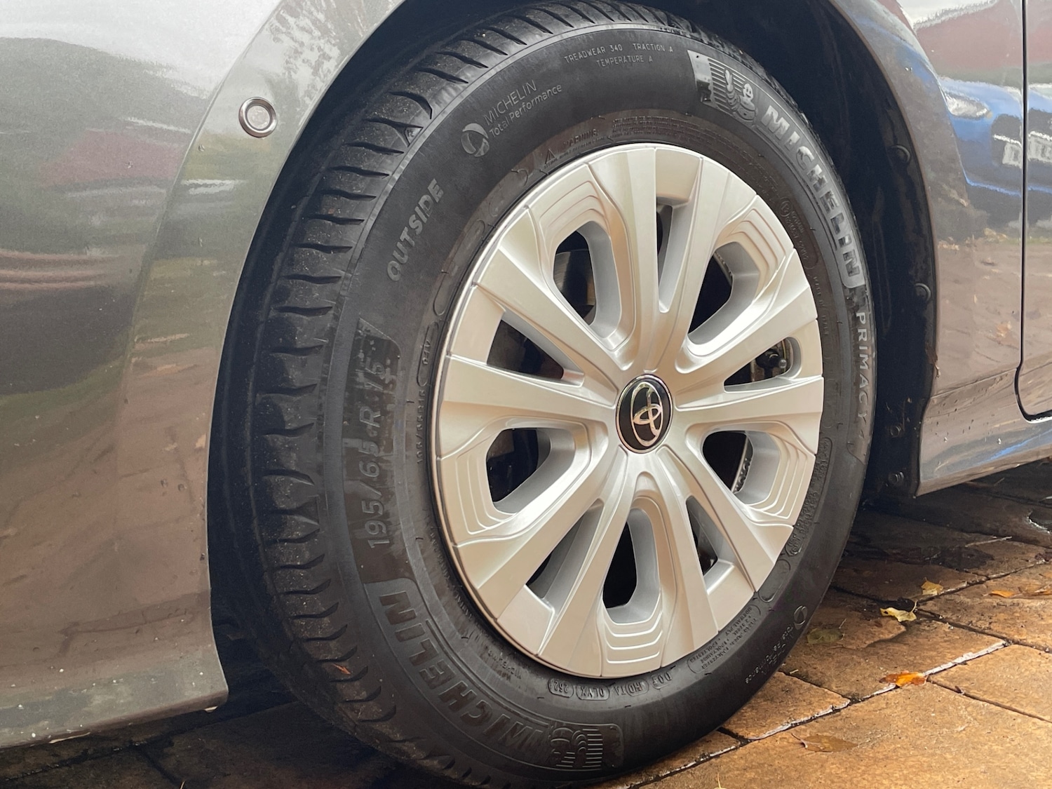 Used Toyota Prius 2019 for sale - 76571316: Photo 8