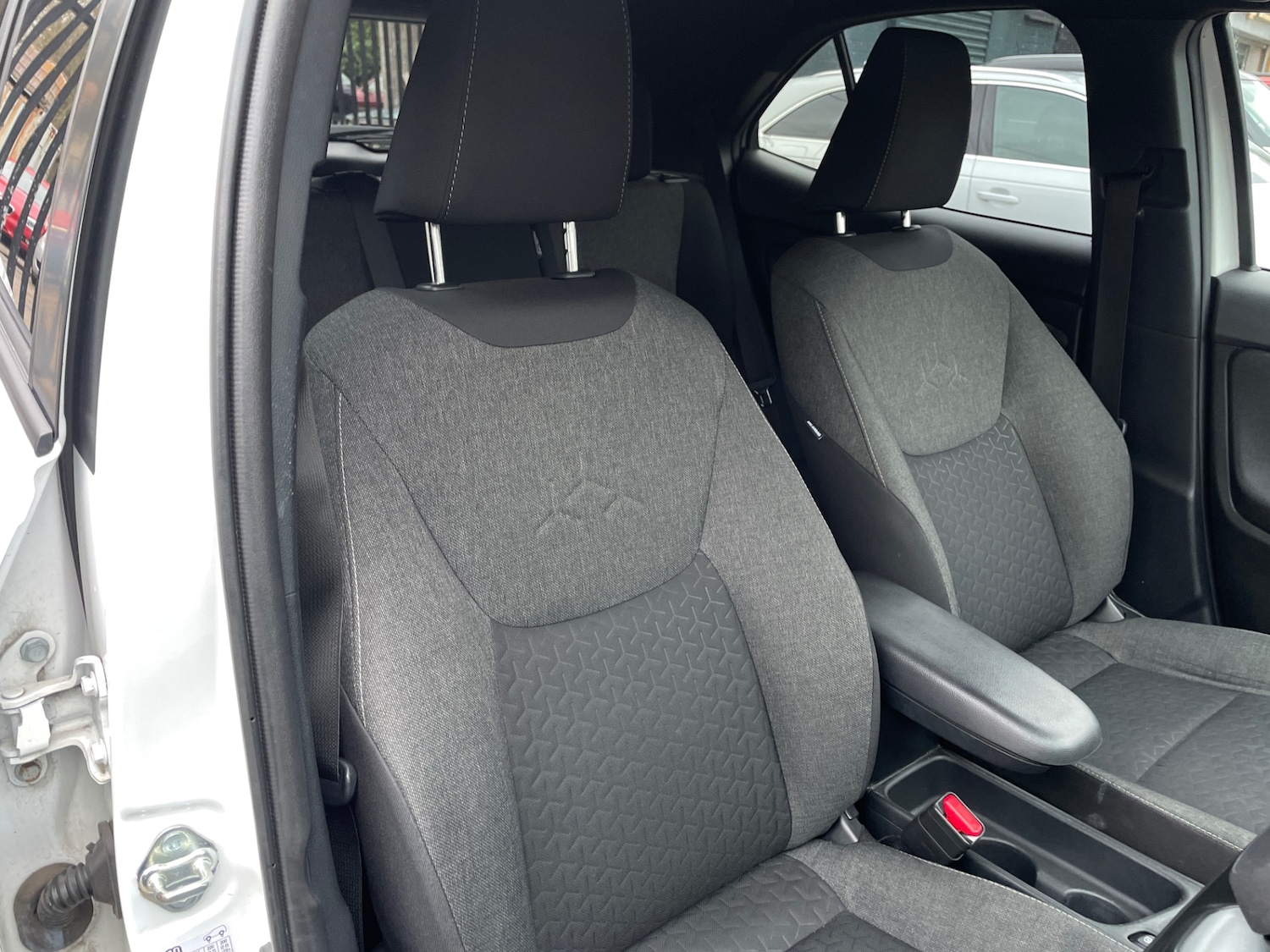 Used Toyota Yaris Cross 2023 for sale - 77790686: Photo 15