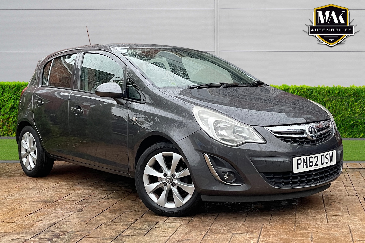 Used Vauxhall Corsa 2012 for sale - 76437124: Photo 1