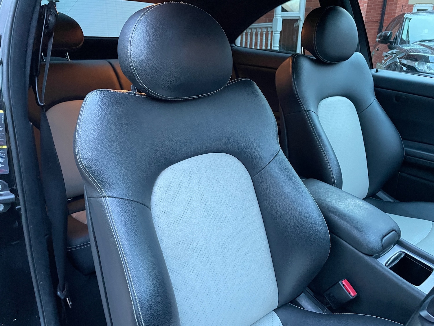 Used Mercedes-Benz CLC Class 2011 for sale - 77495727: Photo 11