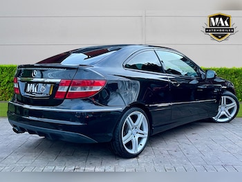 Used Mercedes-Benz CLC Class 2011 for sale - 77495727: Photo