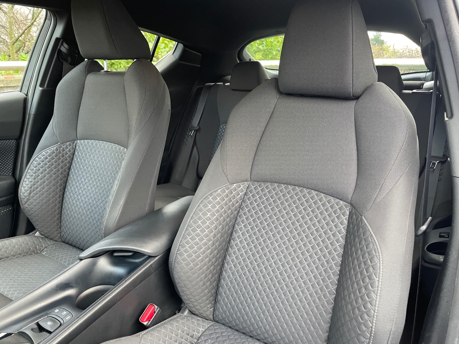 Used Toyota C-HR 2021 for sale - 77019056: Photo 16