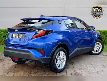 Used Toyota C-HR 2021 for sale - 77019056: Photo