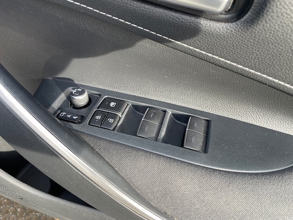 Used Toyota Corolla 2020 for sale - 76170860: Photo 20