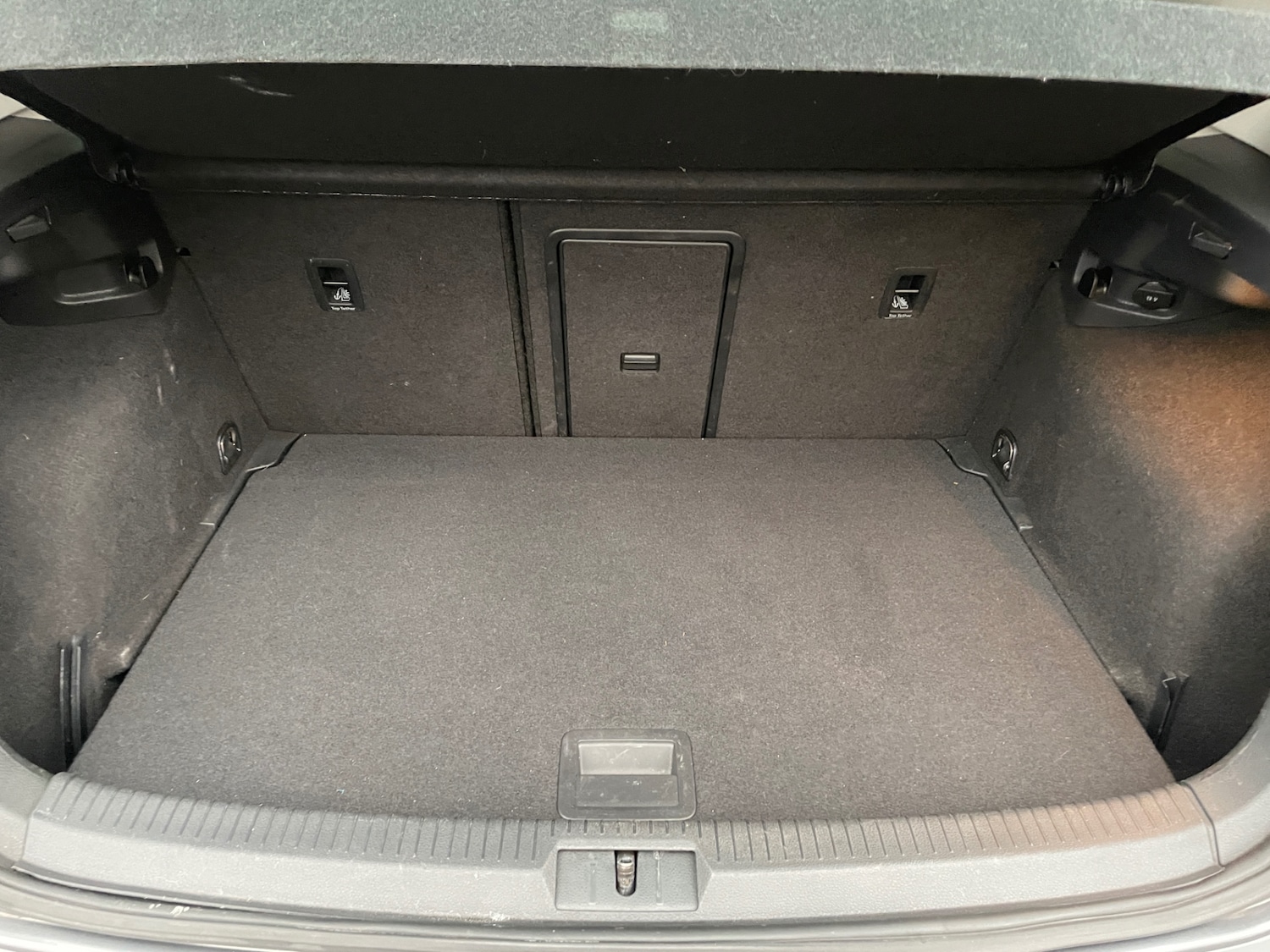 Used Volkswagen Golf 2020 for sale - 76584007: Photo 17