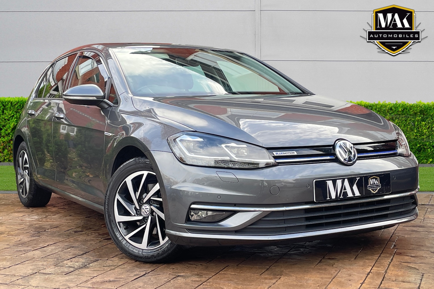 Used Volkswagen Golf 2020 for sale - 76584007: Photo 2