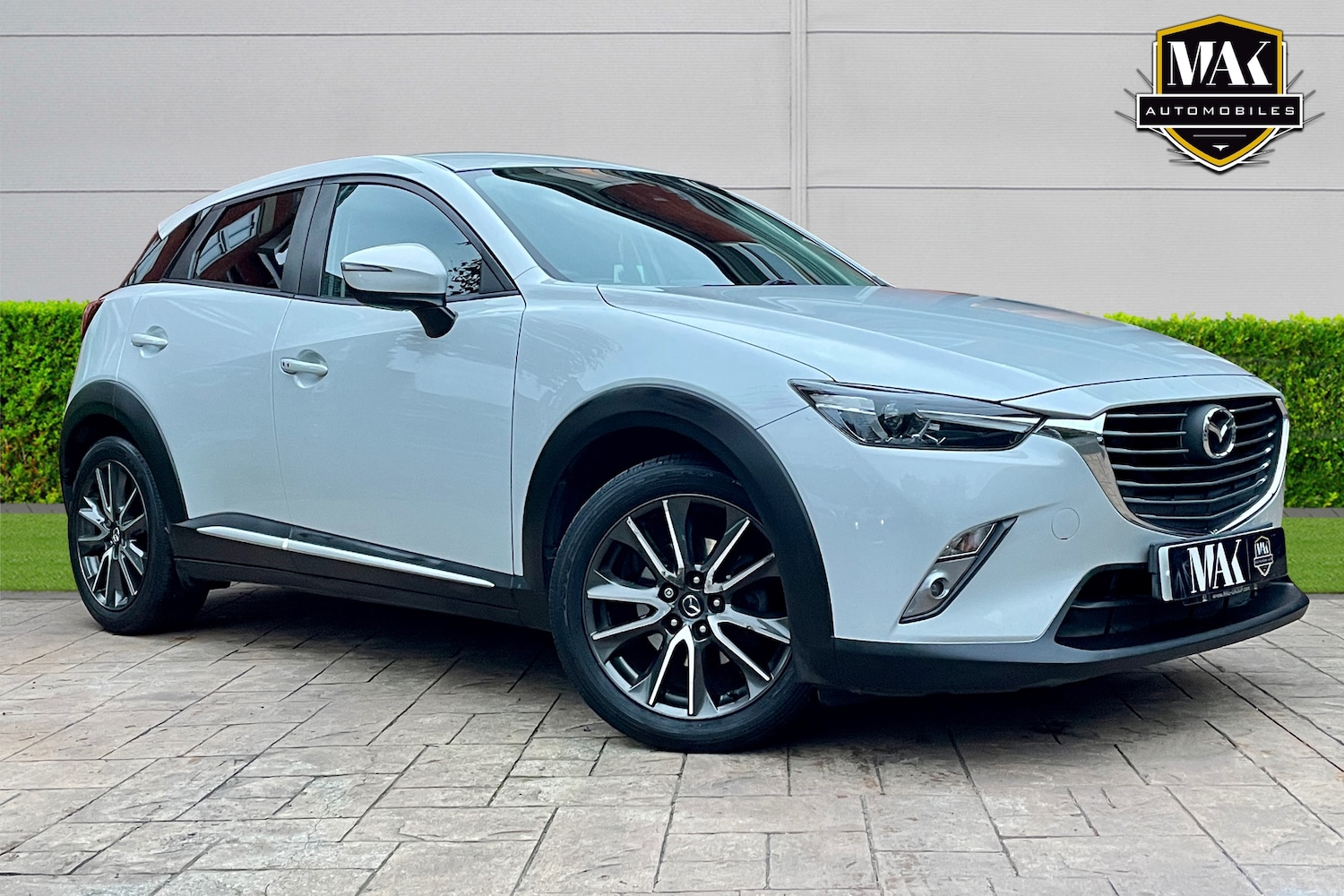 Used Mazda CX-3 2017 for sale - 76317577: Photo 1