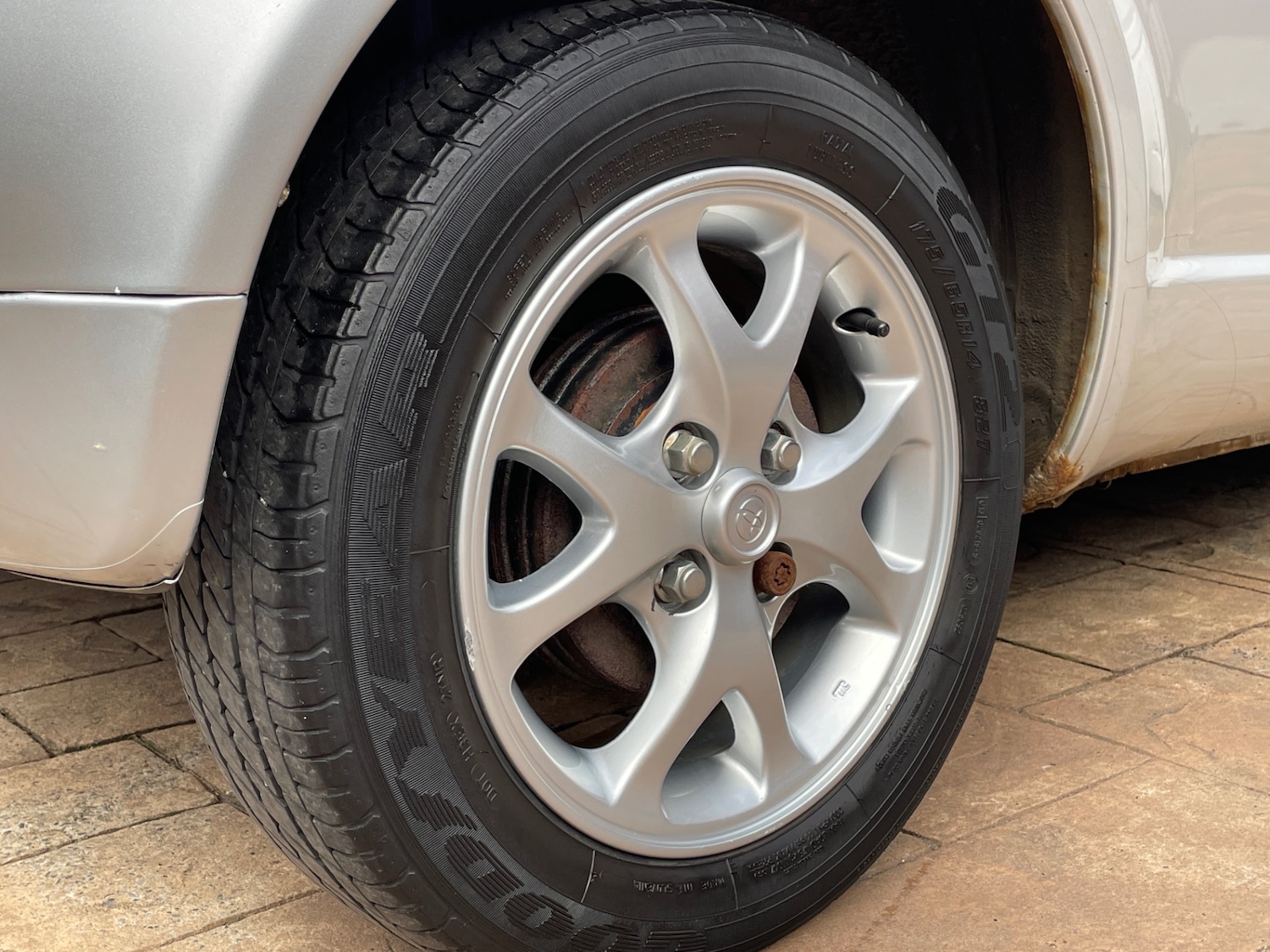 Used Toyota Yaris 2005 for sale - 76287150: Photo 16