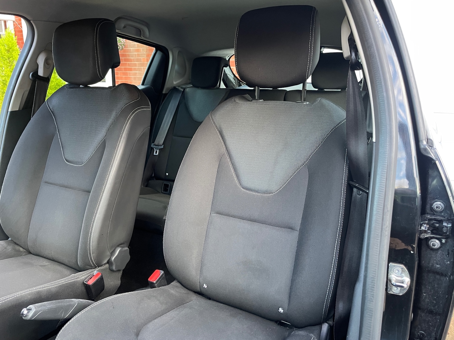 Used Renault Clio 2013 for sale - 76020143: Photo 11