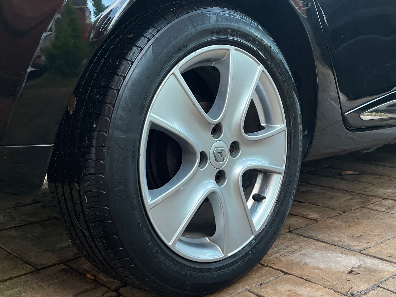 Used Renault Clio 2013 for sale - 76020143: Photo 19