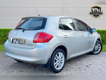 Used Toyota Auris 2010 for sale - 77742988: Photo