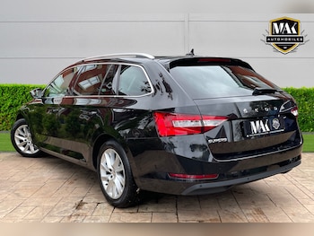 Used Skoda Superb 2022 for sale - 76245522: Photo