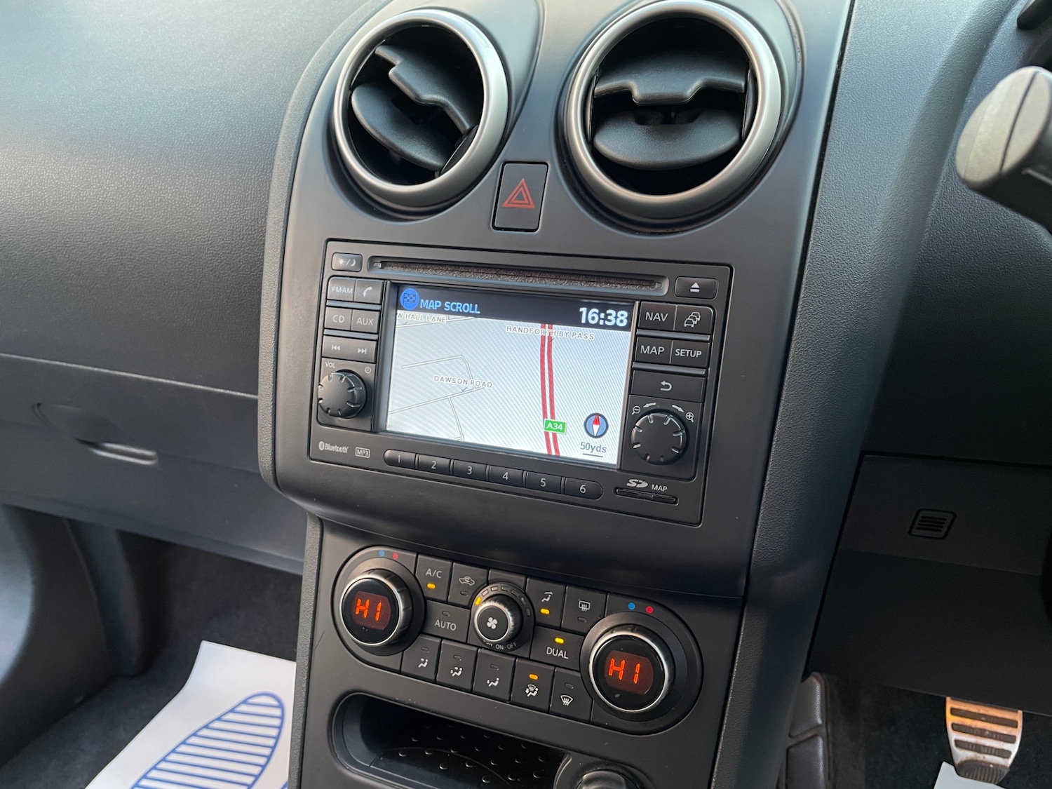 Used Nissan Qashqai 2011 for sale - 77637344: Photo 10