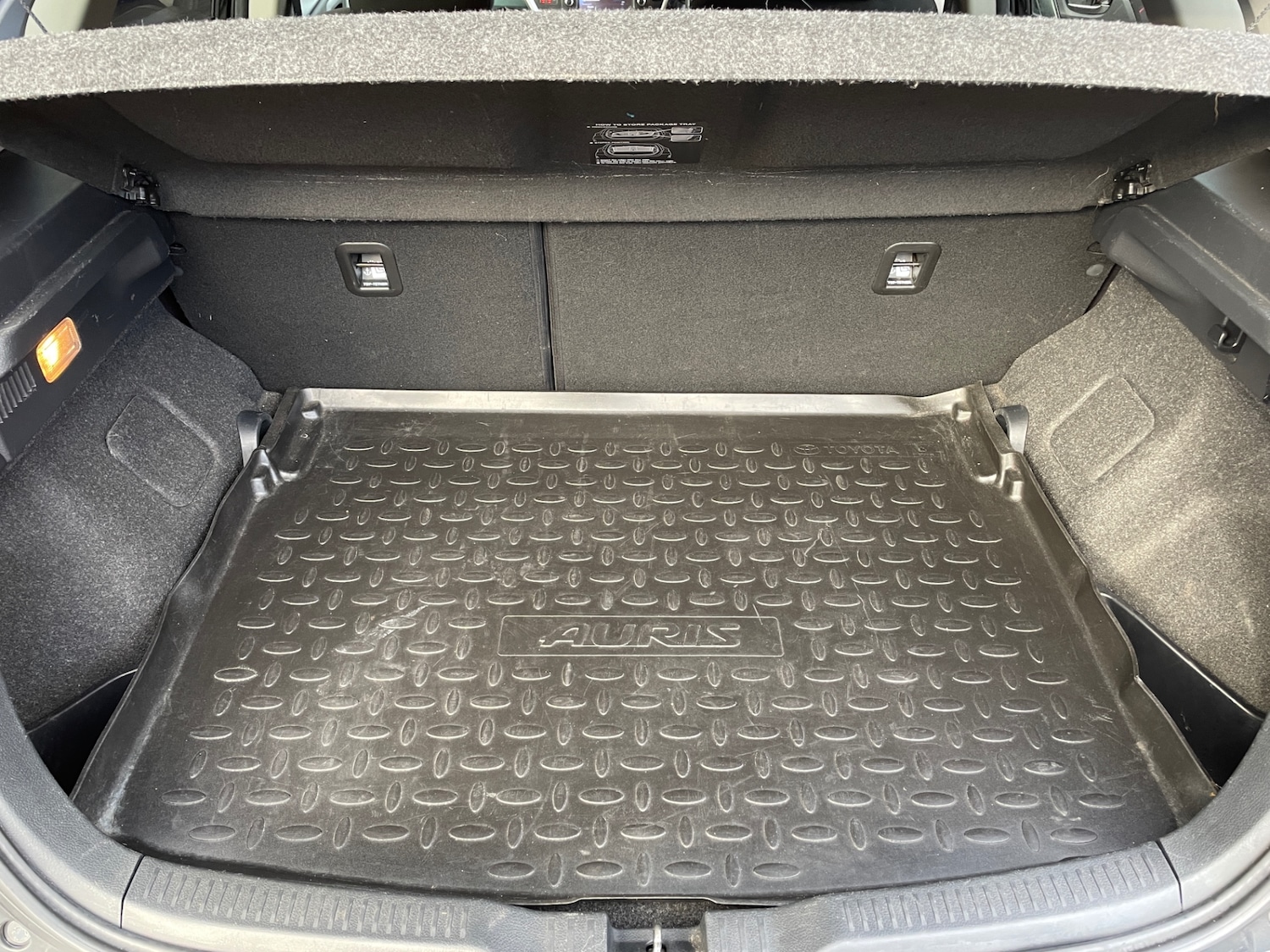 Used Toyota Auris 2013 for sale - 76382721: Photo 14