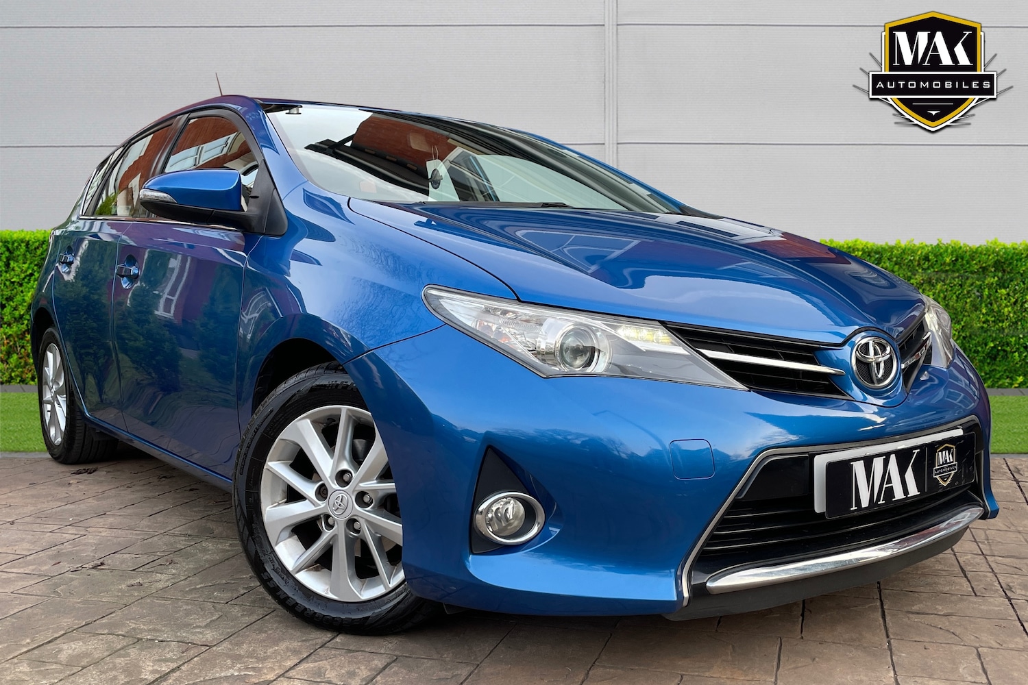 Used Toyota Auris 2013 for sale - 77982220: Photo 2