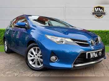 Used Toyota Auris 2013 for sale - 77982220: Photo