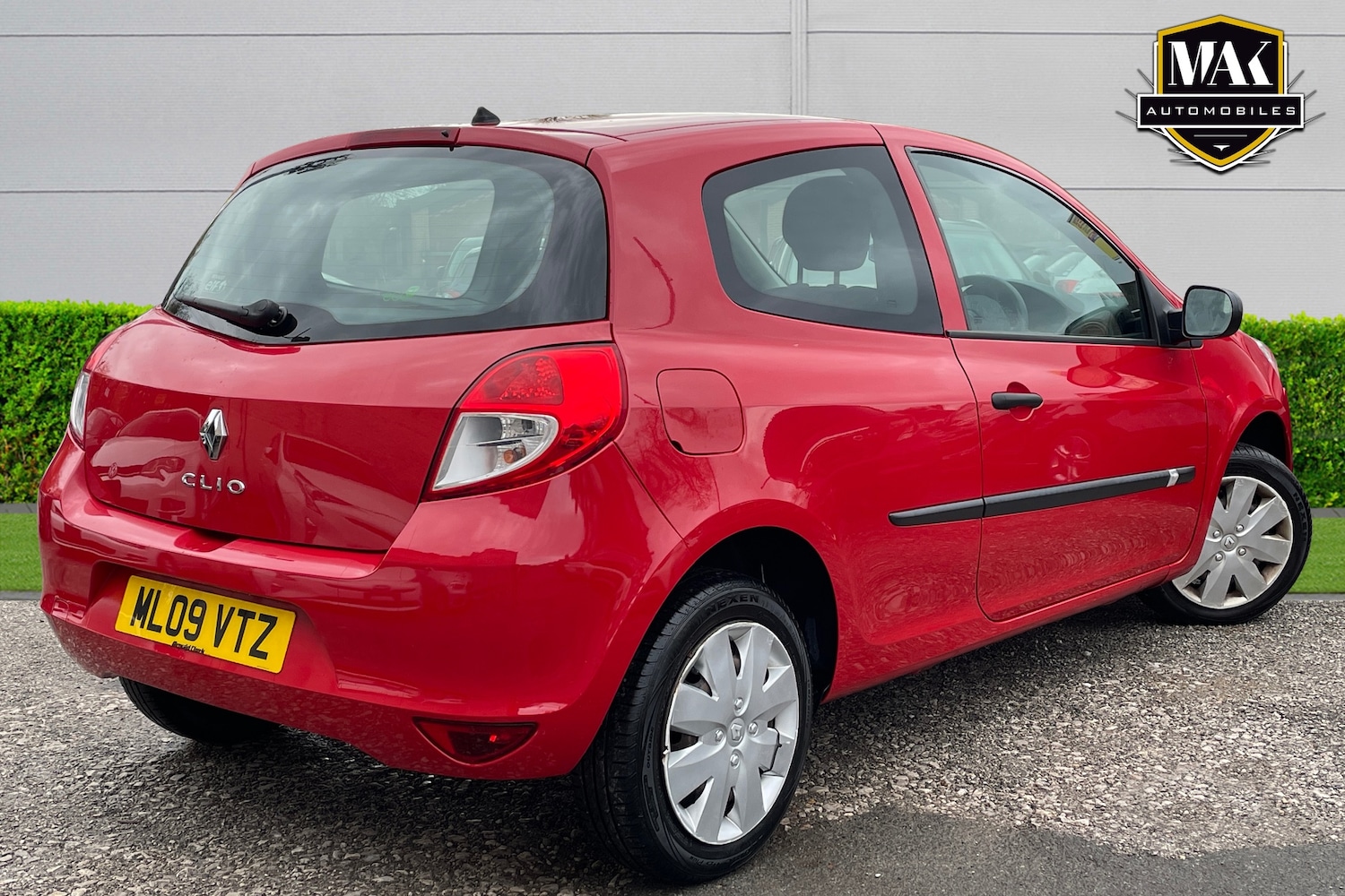 Used Renault Clio 2009 for sale - 76525831: Photo 3