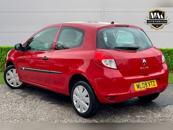Used Renault Clio 2009 for sale - 76525831: Photo