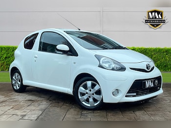 Used Toyota AYGO 2013 for sale - 76471120: Photo