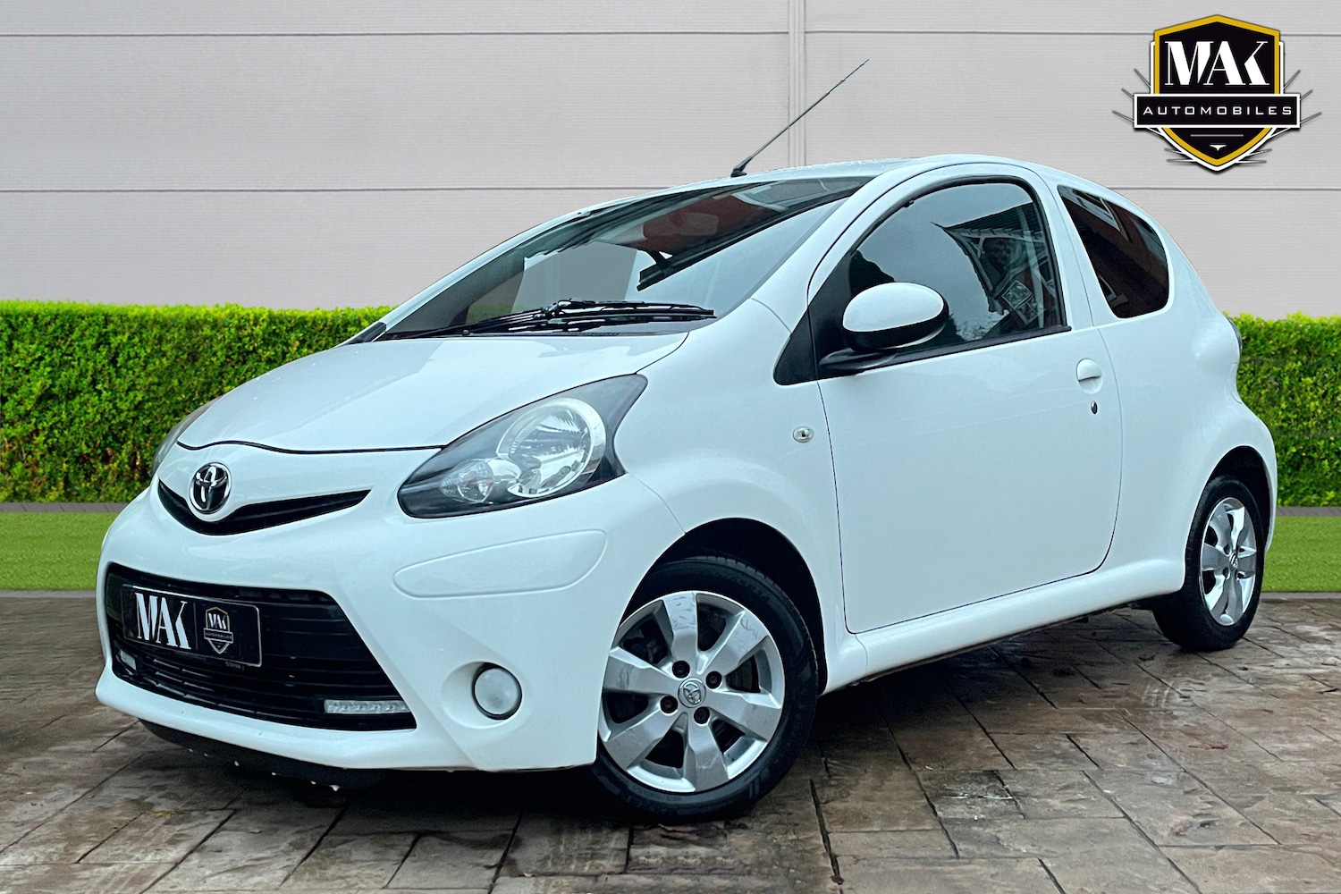 Used Toyota AYGO 2013 for sale - 76471120: Photo 3
