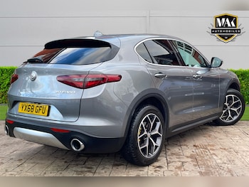 Used Alfa Romeo Stelvio 2018 for sale - 78114993: Photo