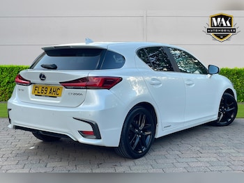 Used Lexus CT 2019 for sale - 75945107: Photo