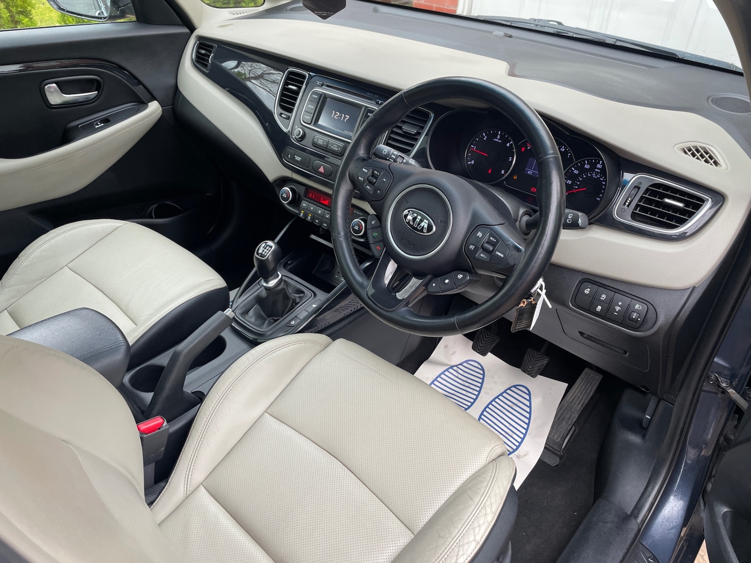 Used Kia Carens 2014 for sale - 77637343: Photo 5