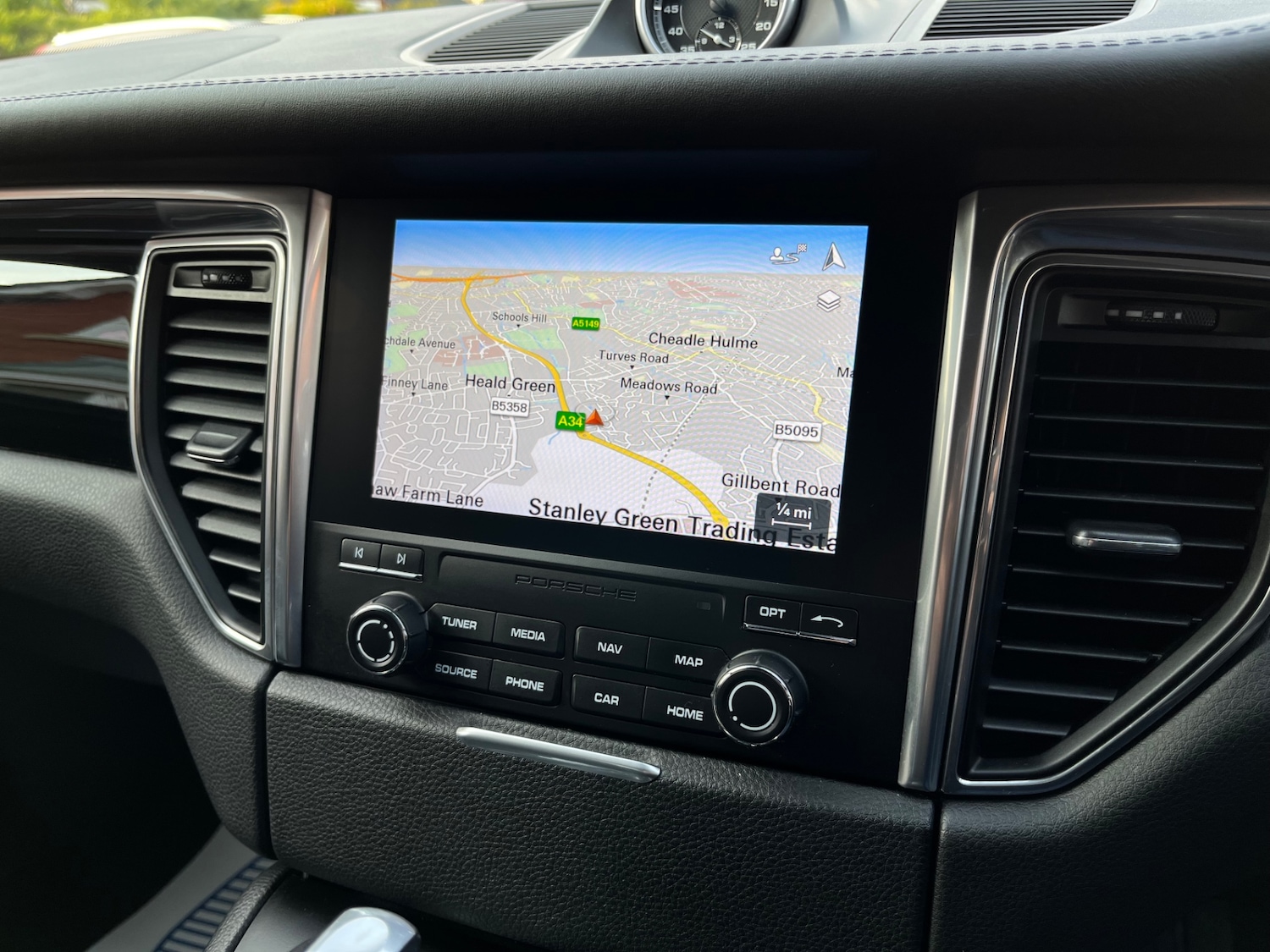 Used Porsche Macan 2016 for sale - 78115000: Photo 11