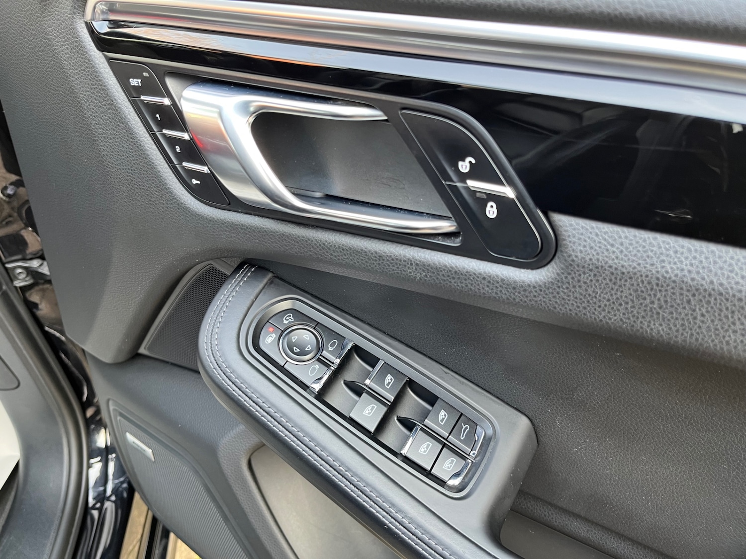 Used Porsche Macan 2016 for sale - 78115000: Photo 25