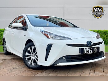 Used Toyota Prius 2021 for sale - 76348165: Photo