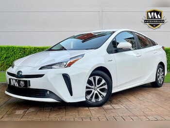 Used Toyota Prius 2021 for sale - 76348165: Photo