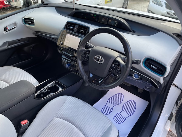 Used Toyota Prius 2021 for sale - 76348165: Photo 8