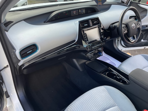 Used Toyota Prius 2021 for sale - 76348165: Photo 9