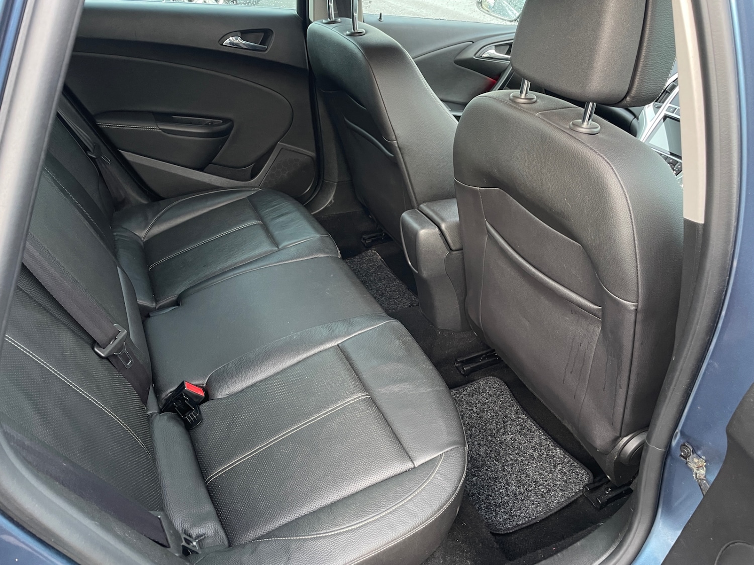 Used Vauxhall Astra 2015 for sale - 77094496: Photo 9