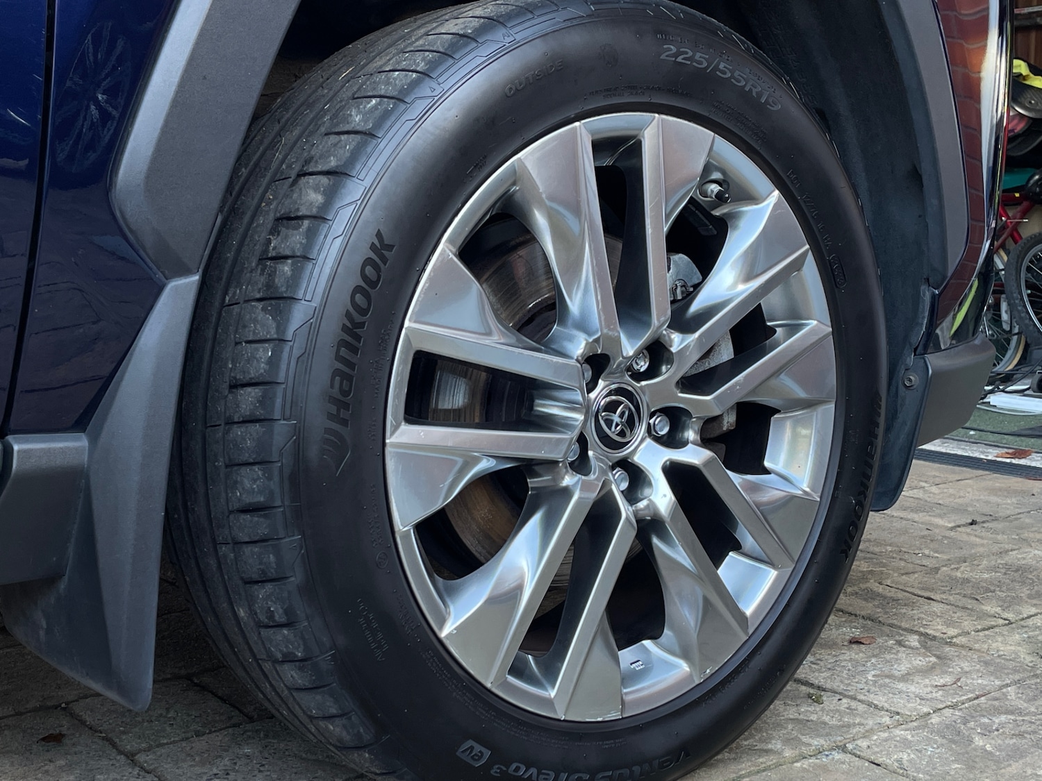 Used Toyota RAV4 2021 for sale - 76807327: Photo 20