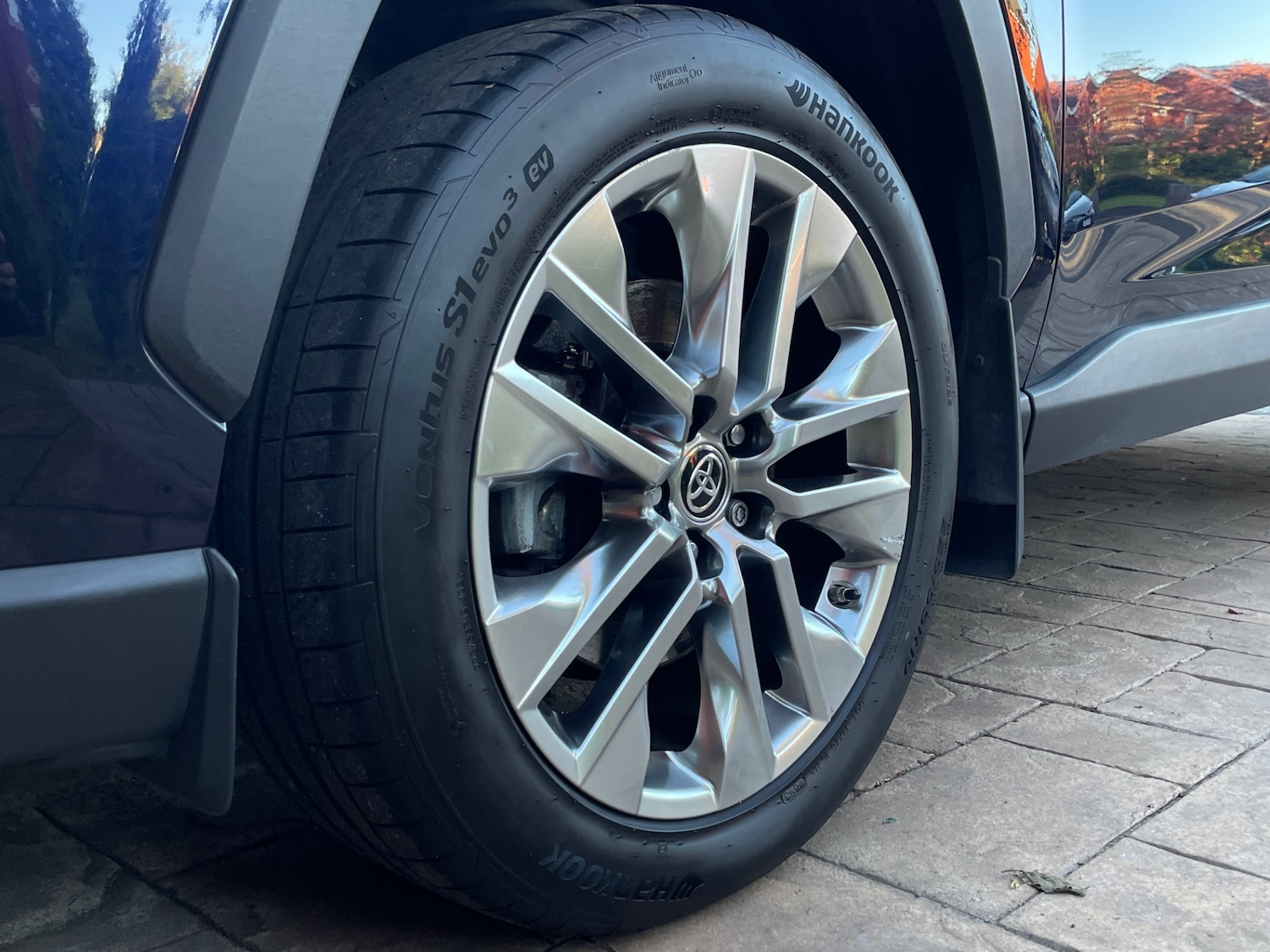 Used Toyota RAV4 2021 for sale - 76807327: Photo 23