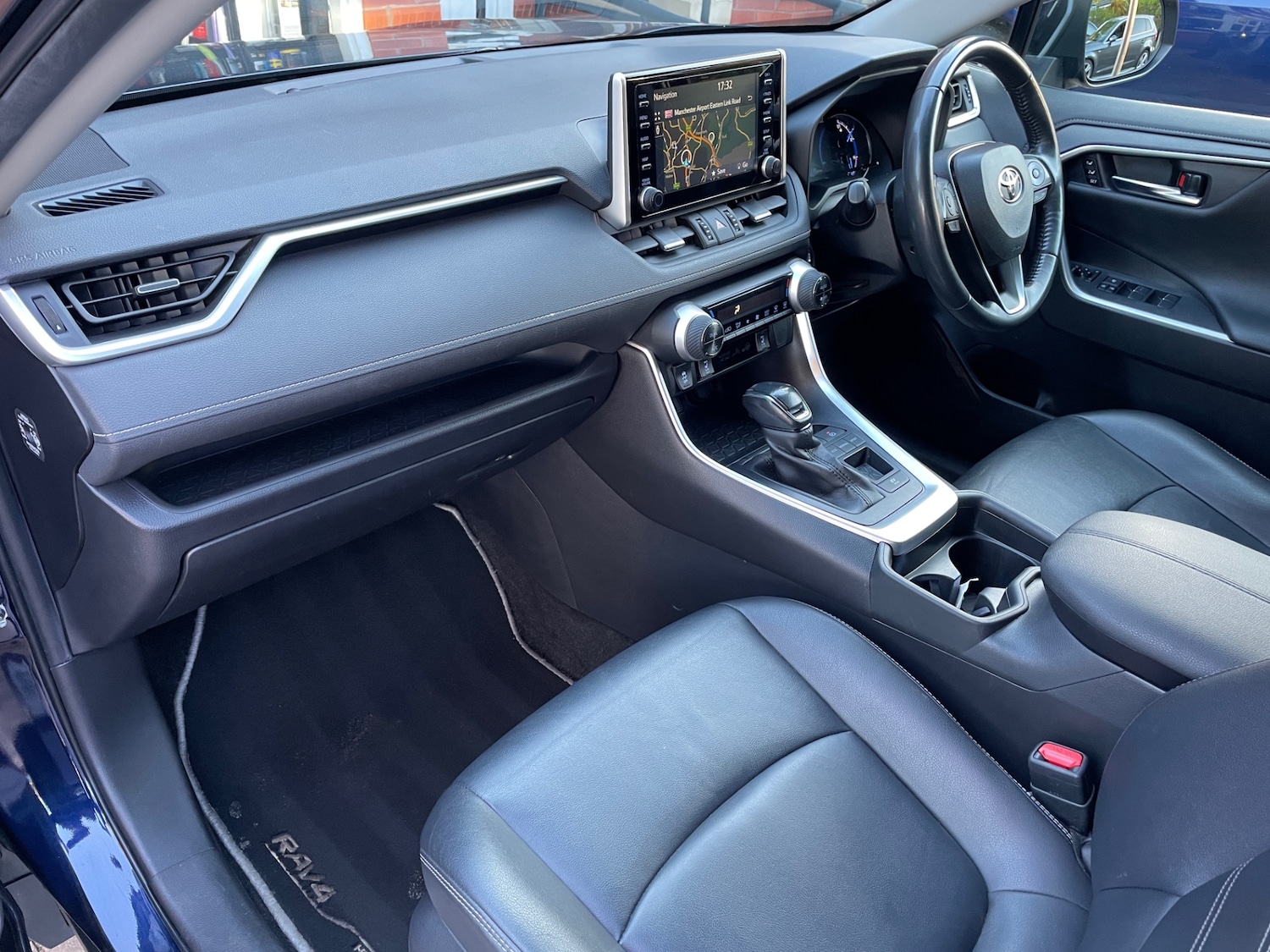 Used Toyota RAV4 2021 for sale - 76807327: Photo 9